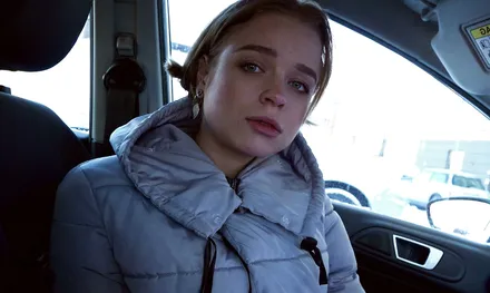 Коллектор трахнул русскую девушку-должницу