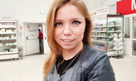 Знакомство  с девушкой в общественном месте закончилось сексом