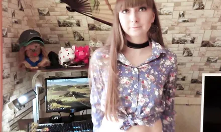 Застал сводную сестру, когда та воровала и трахнул за молчание