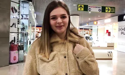 Сводил девушку на шопинг, а потом трахнул ее довольную!