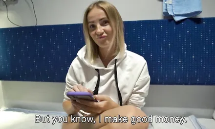 Русская студентка трахается в поезде с соседом по вагону!