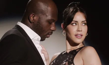 Завела отношения с двумя разными мужчинами