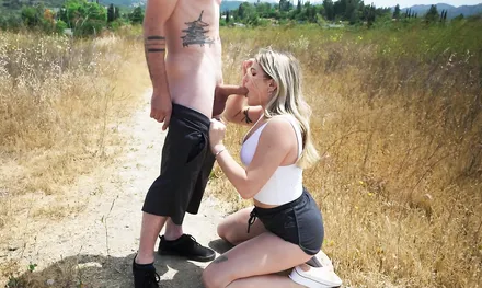 Познакомилась с парнем не просто так, а для случайного секса