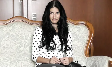 Вудман проверяет опыт милфы на своем порно кастинге