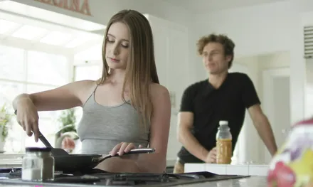 Ты трахал свою подругу очень громко..