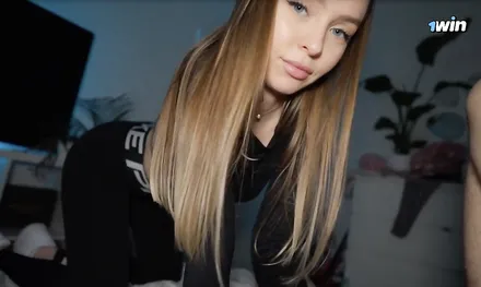 Вечерний секс с красивой фитоняшкой с русскими корнями